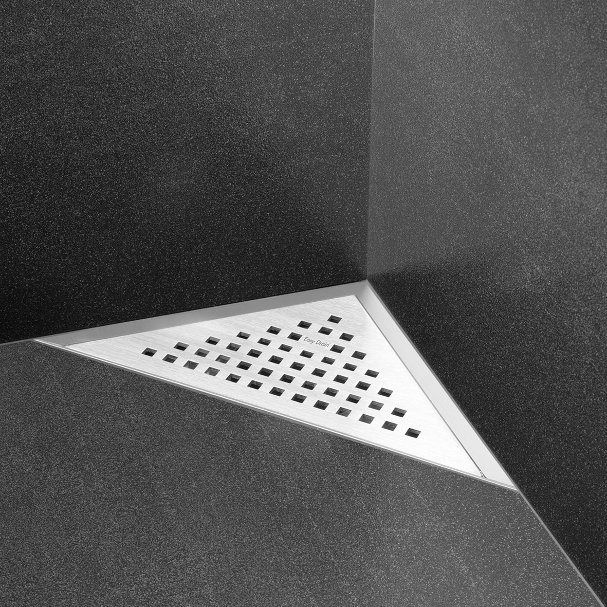 Scarico per doccia a filo pavimento con griglia in acciaio inox satinato di  forma triangolare - Minorprezzo